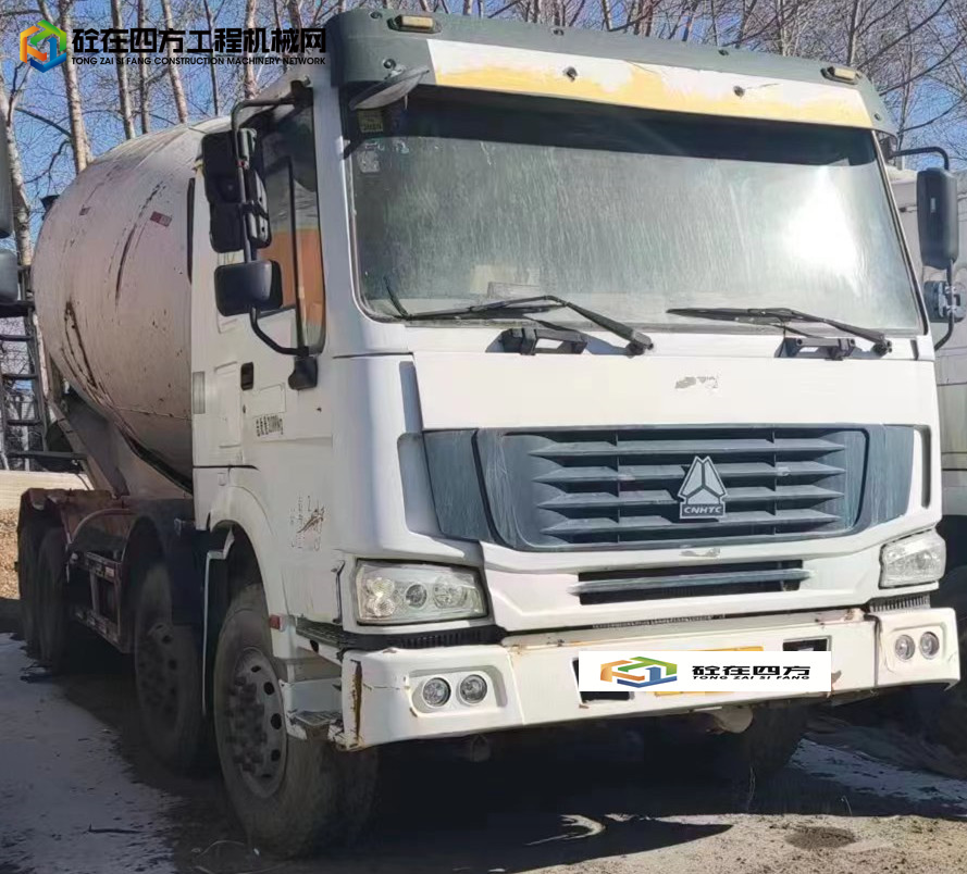 https://images.tongzsf.com/tong/truck_machine/20230317/164142d2534be3.jpg