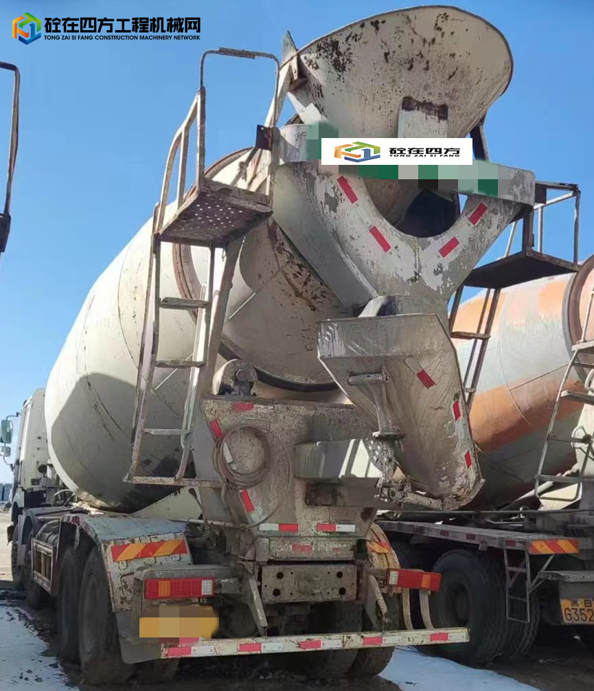 https://images.tongzsf.com/tong/truck_machine/20230317/164142d445bf47.jpg