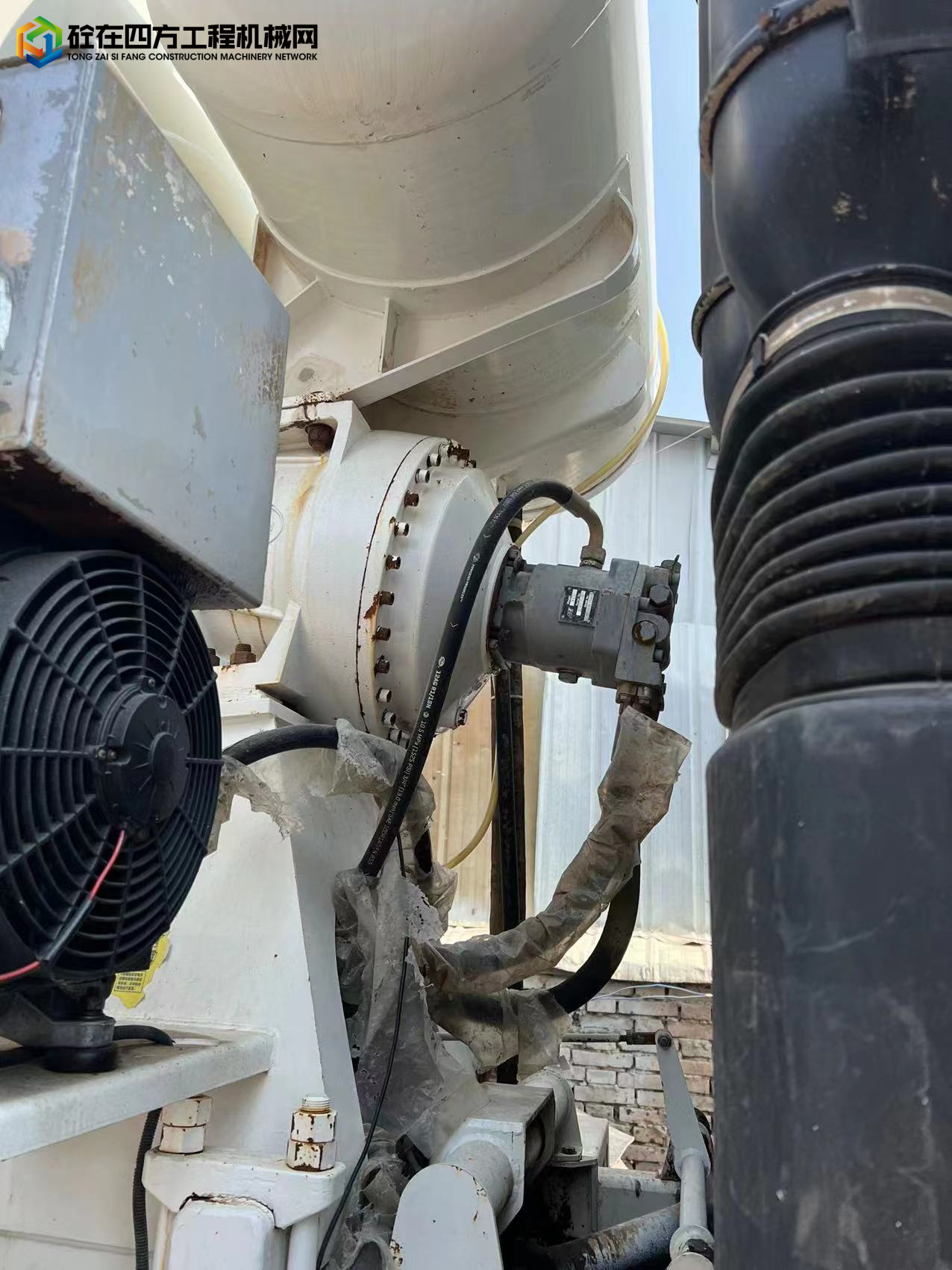 https://images.tongzsf.com/tong/truck_machine/20230320/16417d87351852.jpg