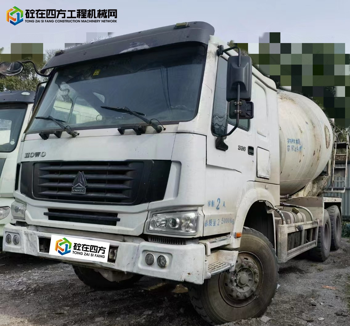 https://images.tongzsf.com/tong/truck_machine/20230321/16419a9c218dcd.jpg