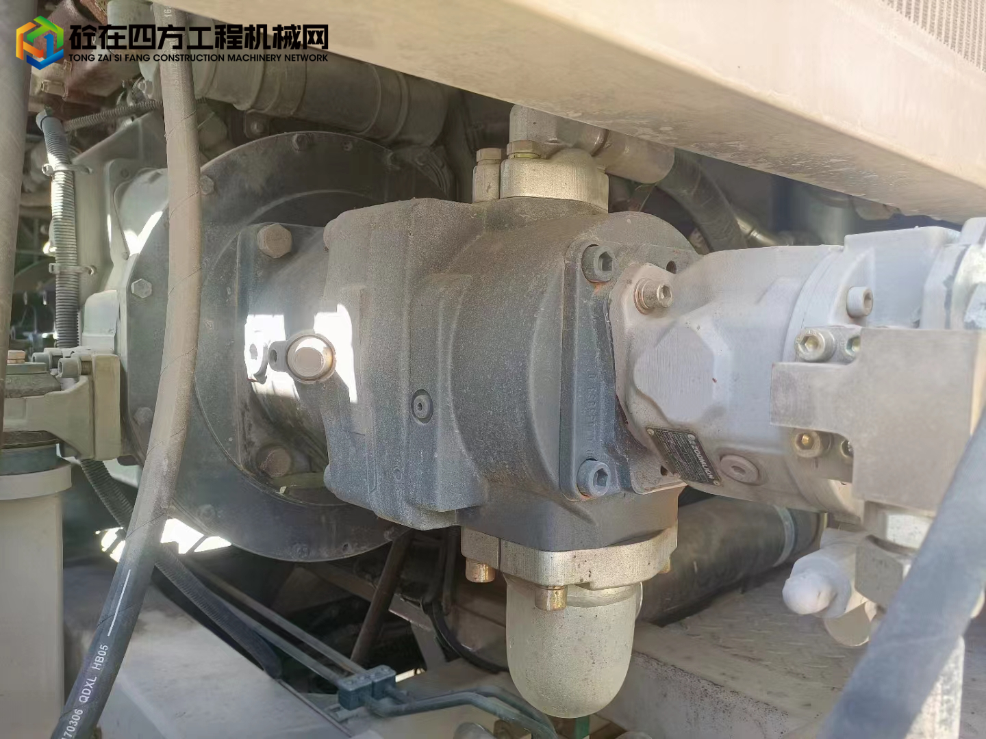 https://images.tongzsf.com/tong/truck_machine/20230322/1641a5cb841d6e.jpg