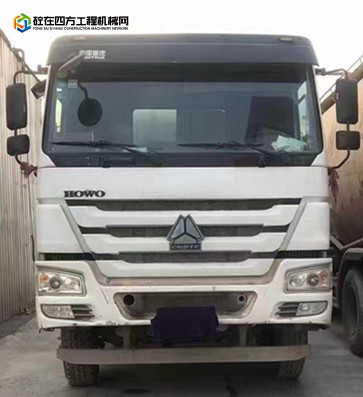https://images.tongzsf.com/tong/truck_machine/20230323/1641bac3fa2777.jpg