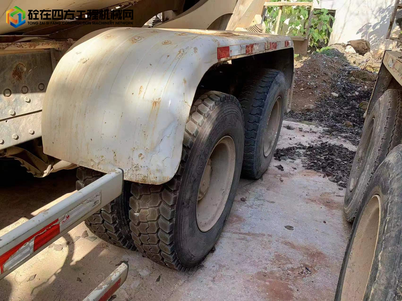 https://images.tongzsf.com/tong/truck_machine/20230323/1641beac84b085.jpg