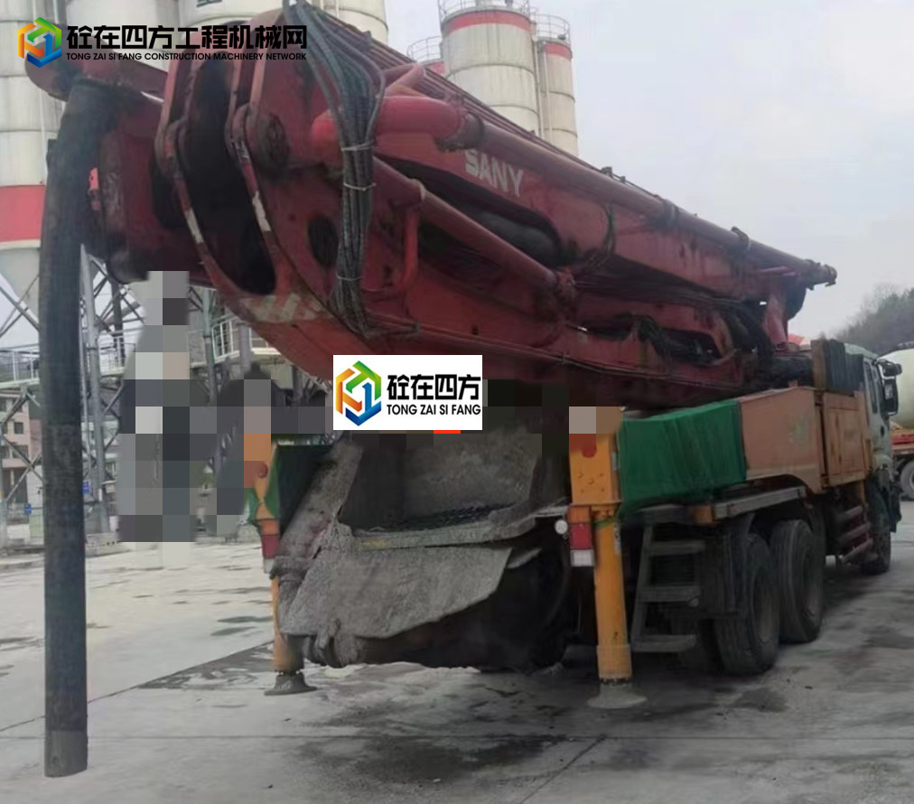 https://images.tongzsf.com/tong/truck_machine/20230323/1641c019e81a5c.jpg