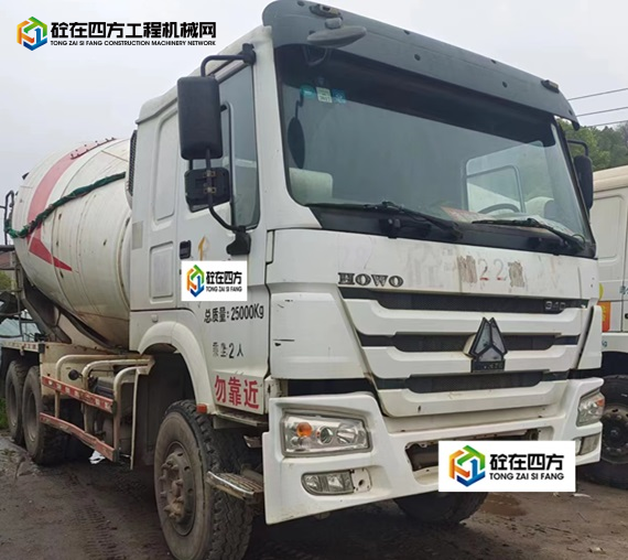 https://images.tongzsf.com/tong/truck_machine/20230323/1641c1583c5dab.jpg