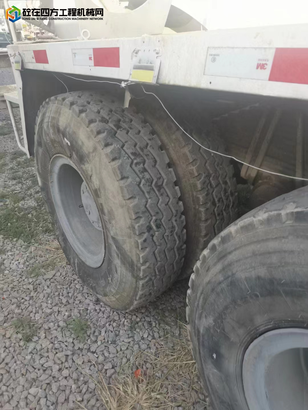 https://images.tongzsf.com/tong/truck_machine/20230325/1641e6e5e81cb1.jpg
