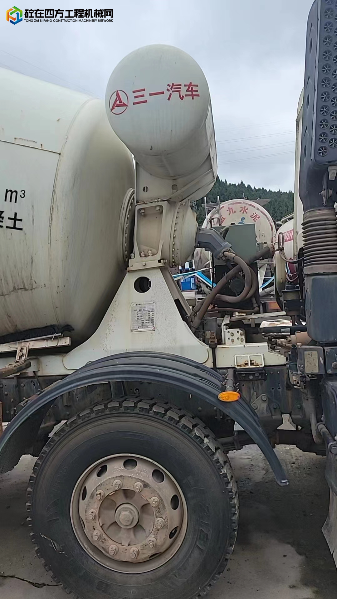 https://images.tongzsf.com/tong/truck_machine/20230325/1641e9d7ccf5fb.jpg