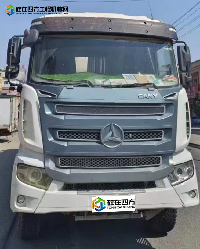 https://images.tongzsf.com/tong/truck_machine/20230327/1642107aed5a03.jpg