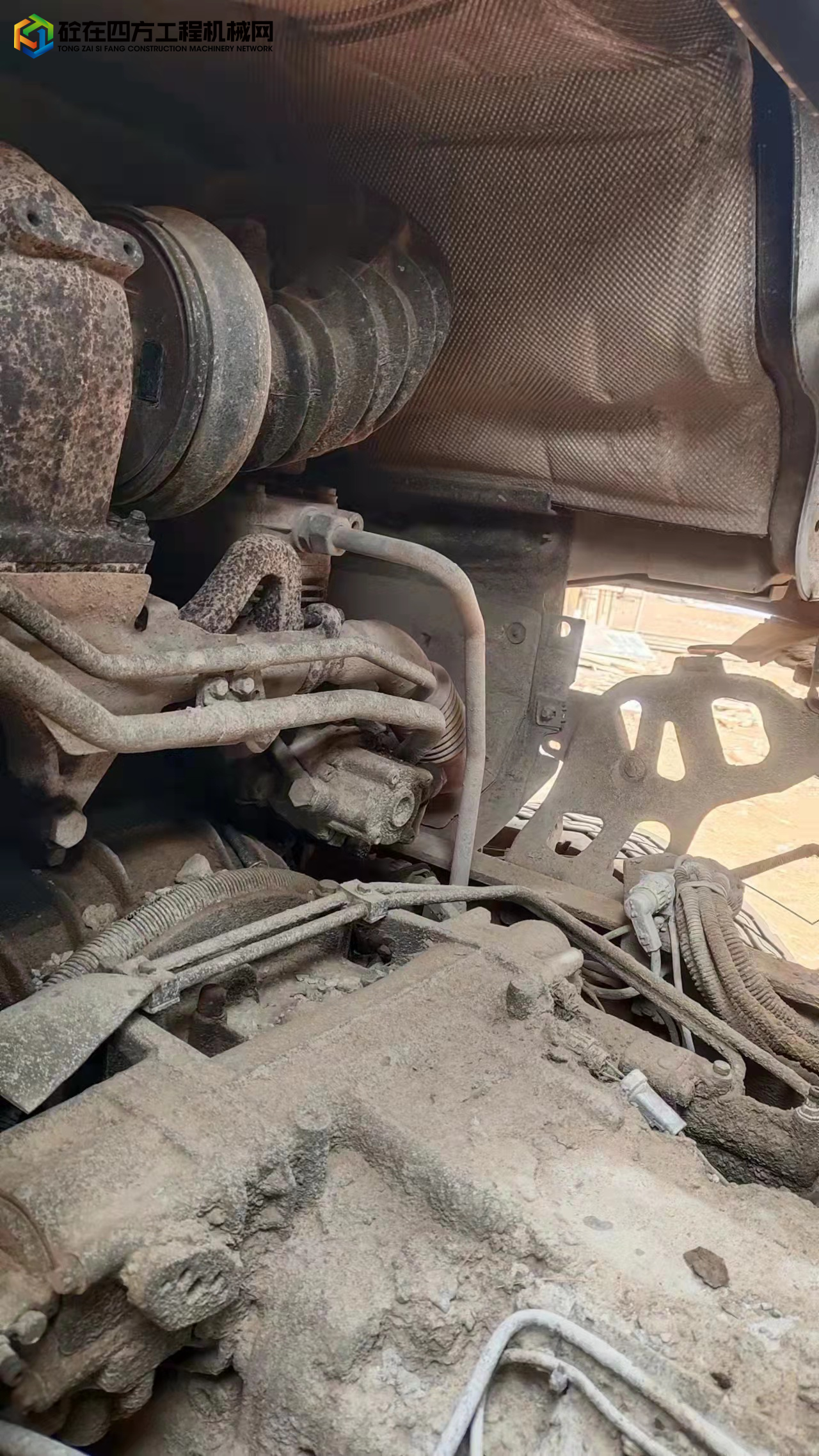 https://images.tongzsf.com/tong/truck_machine/20230329/1642398bd00b76.jpg