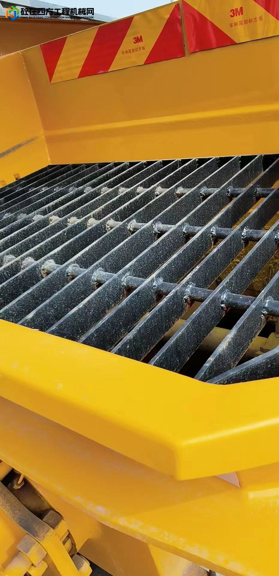 https://images.tongzsf.com/tong/truck_machine/20230329/16423e92ba3536.jpg