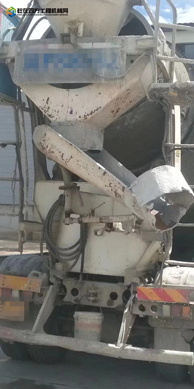 https://images.tongzsf.com/tong/truck_machine/20230330/164253bee9bb99.jpg