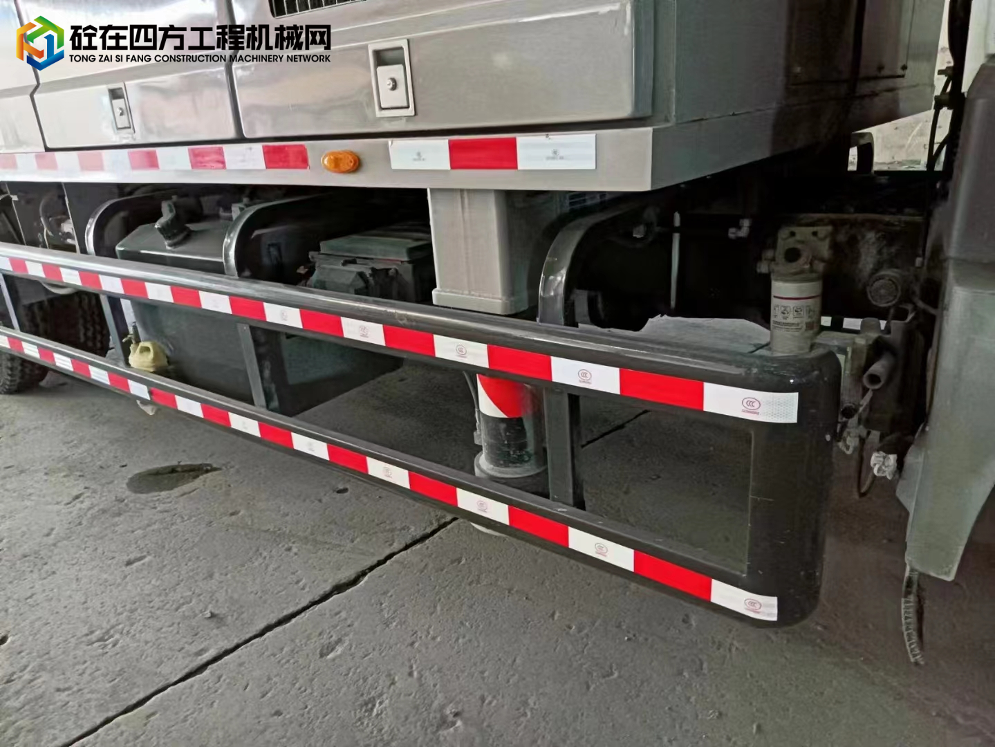 https://images.tongzsf.com/tong/truck_machine/20230330/164253fddb0b8b.jpg