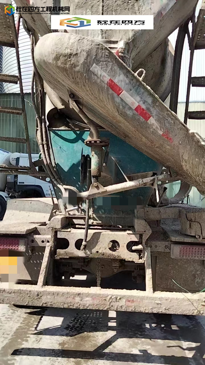 https://images.tongzsf.com/tong/truck_machine/20230331/1642648bf9cb99.jpg