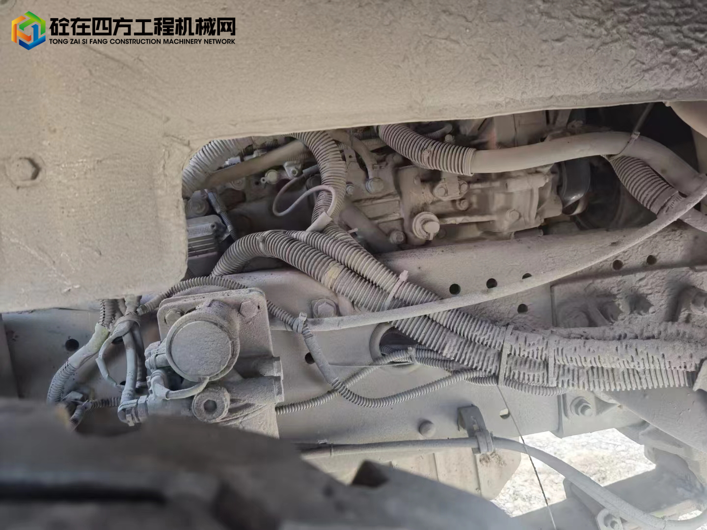 https://images.tongzsf.com/tong/truck_machine/20230403/1642a26bc1b189.jpg