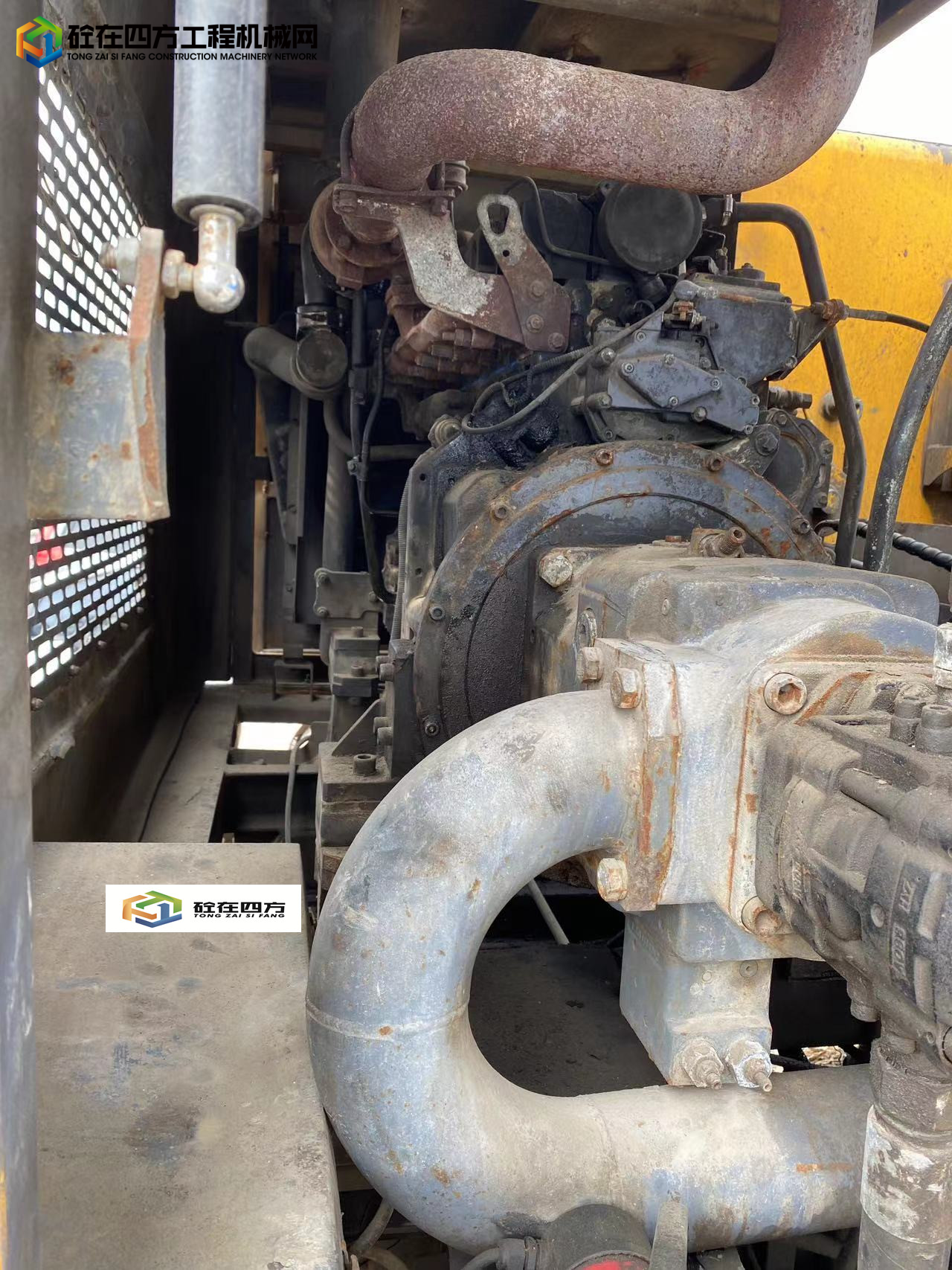 https://images.tongzsf.com/tong/truck_machine/20230404/1642bd7cacb6d5.jpg