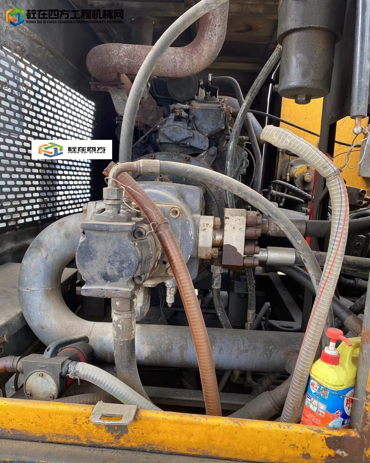 https://images.tongzsf.com/tong/truck_machine/20230404/1642bd7cfb0b8f.jpg