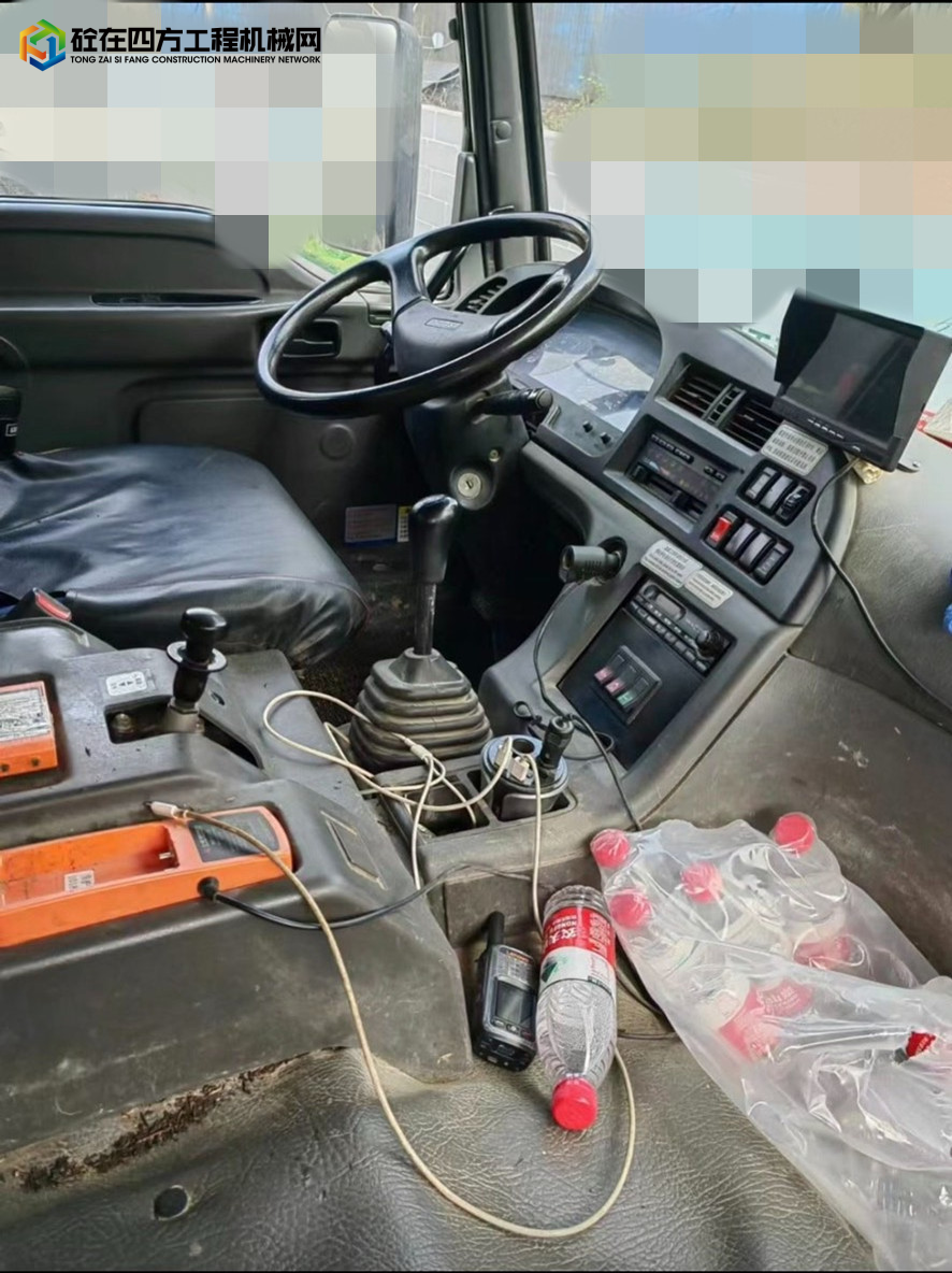 https://images.tongzsf.com/tong/truck_machine/20230404/1642bed350fe42.jpg