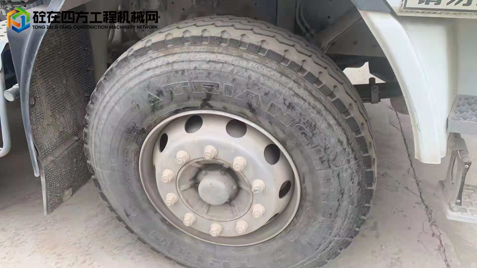https://images.tongzsf.com/tong/truck_machine/20230407/1642f7dbf20abd.jpg