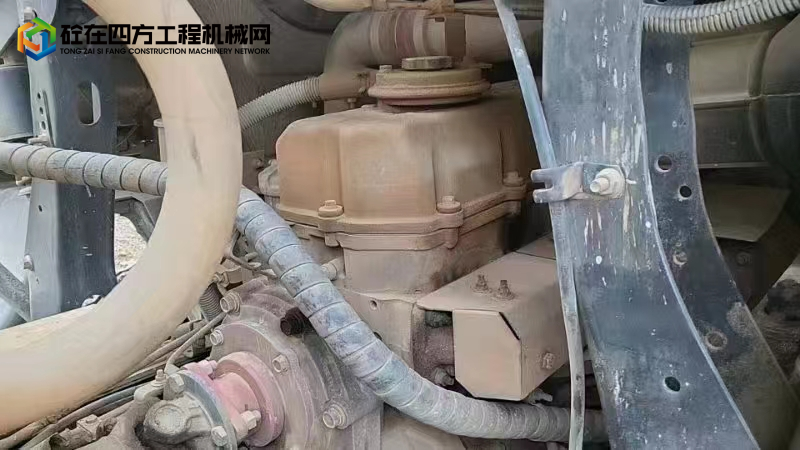 https://images.tongzsf.com/tong/truck_machine/20230408/164312df0b8a6c.jpg