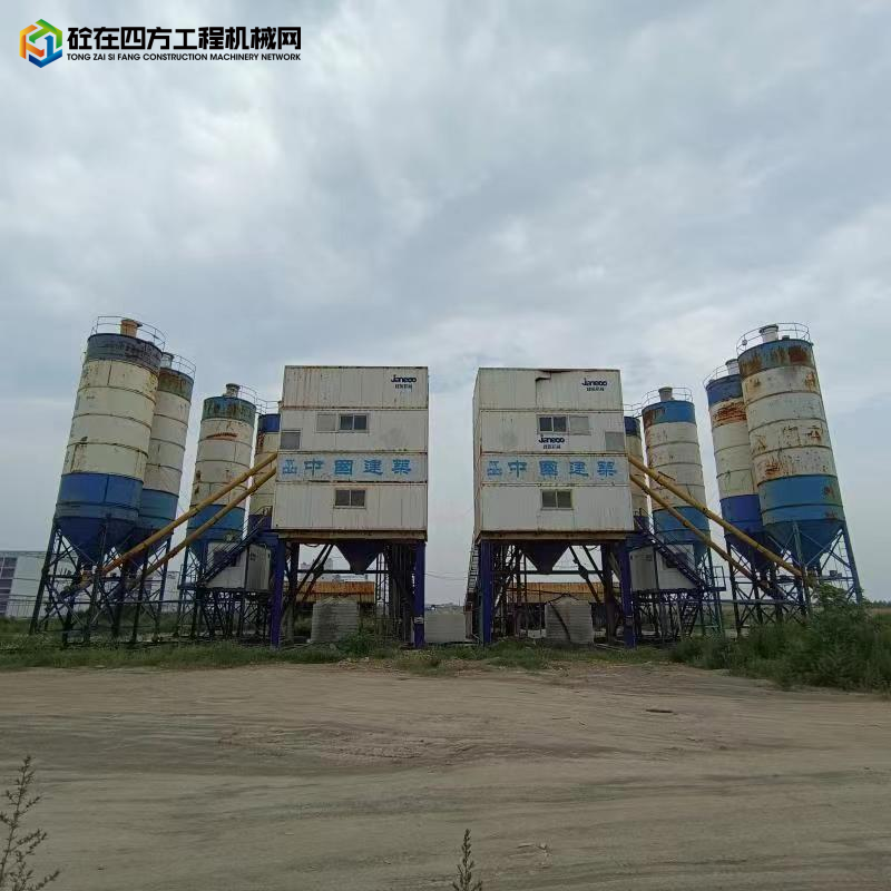 https://images.tongzsf.com/tong/truck_machine/20230410/164337a111058c.jpg