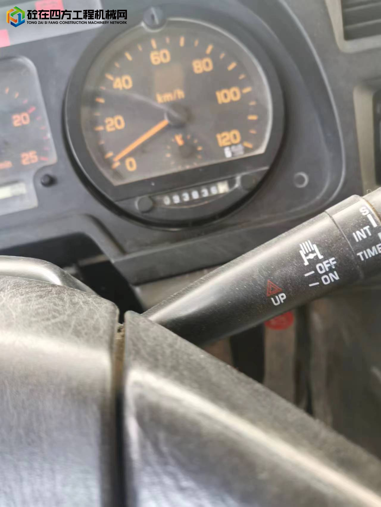 https://images.tongzsf.com/tong/truck_machine/20230411/1643517966c4ee.jpg