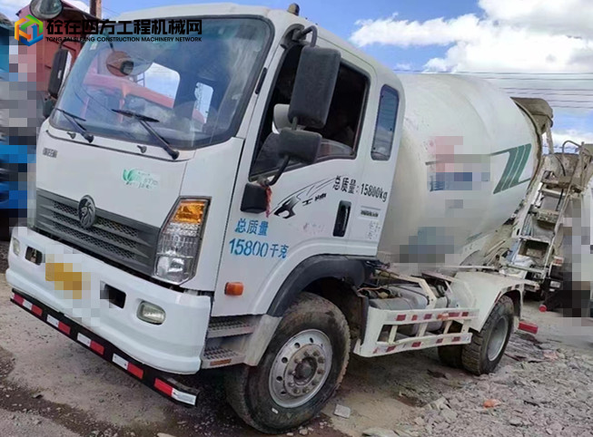 https://images.tongzsf.com/tong/truck_machine/20230412/164360a40397a3.jpg