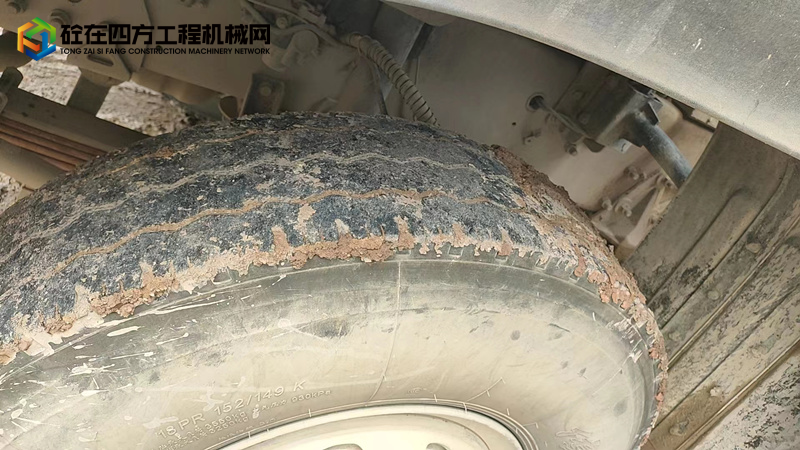 https://images.tongzsf.com/tong/truck_machine/20230412/164366a761e885.jpg