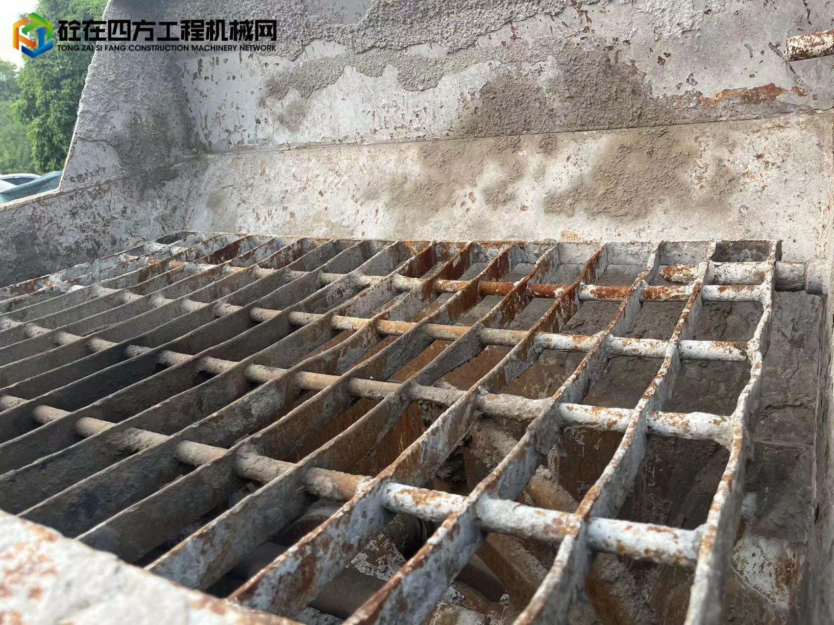 https://images.tongzsf.com/tong/truck_machine/20230413/16437653f98333.jpg