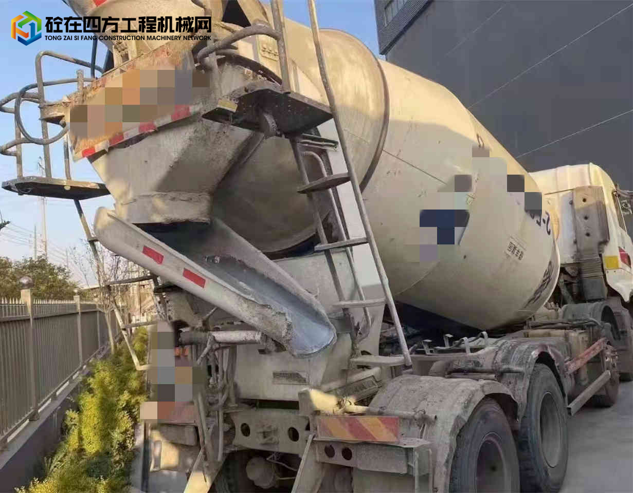 https://images.tongzsf.com/tong/truck_machine/20230413/16437b75a4533d.jpg