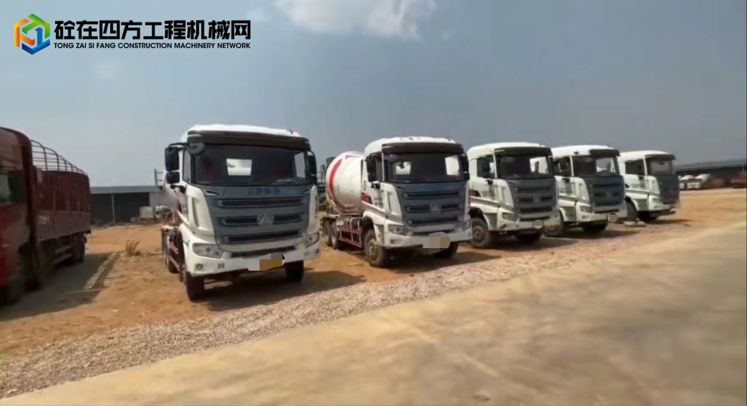 https://images.tongzsf.com/tong/truck_machine/20230413/16437bc3c47769.jpg
