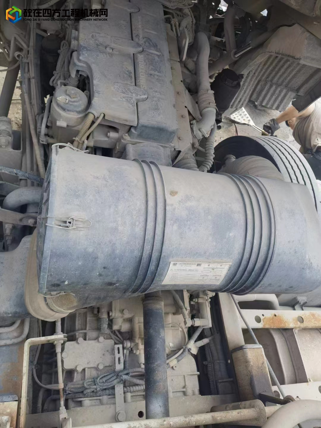 https://images.tongzsf.com/tong/truck_machine/20230413/16437cecbd0a32.jpg
