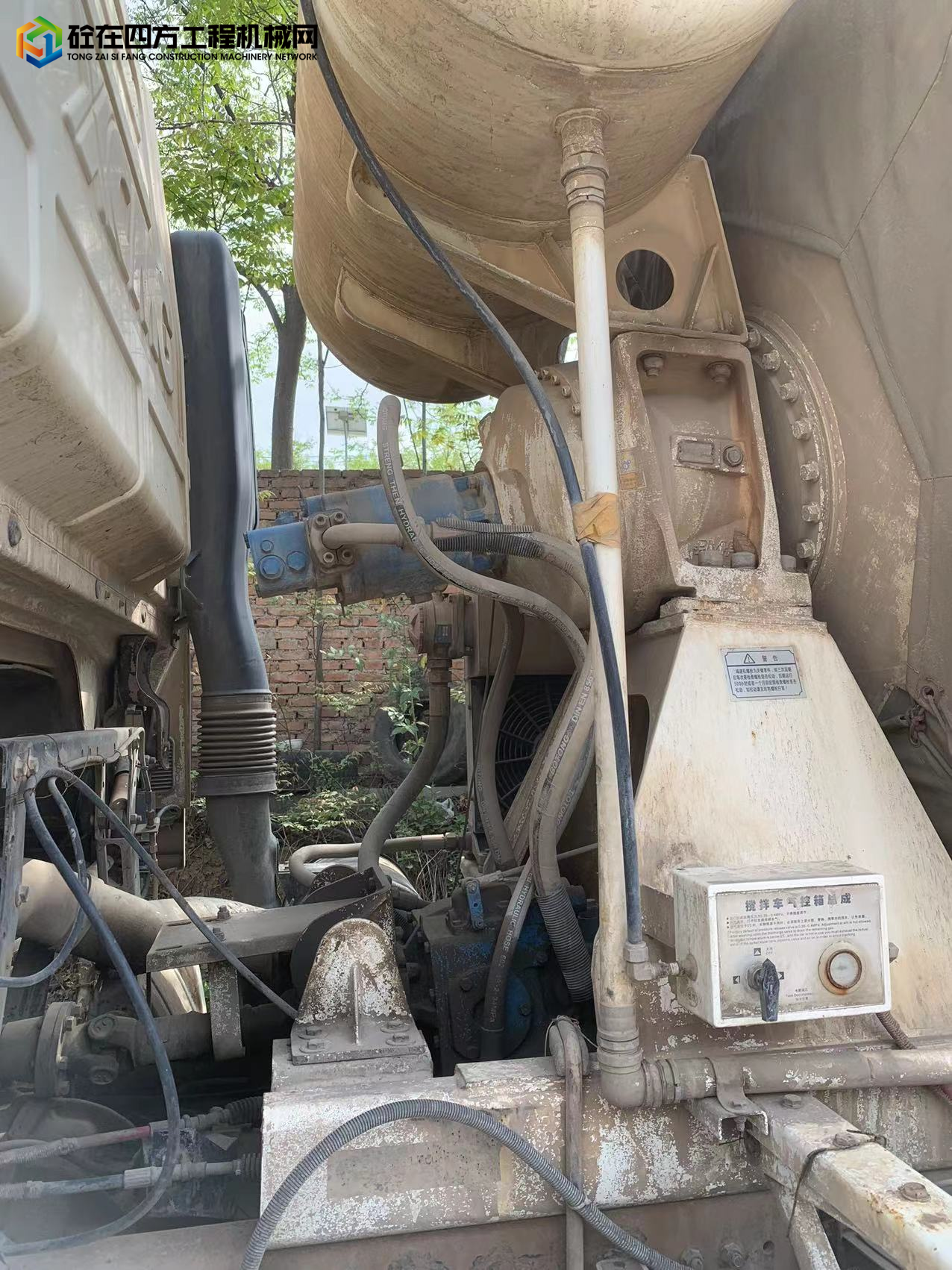 https://images.tongzsf.com/tong/truck_machine/20230416/1643b6bf5a0ed0.jpg