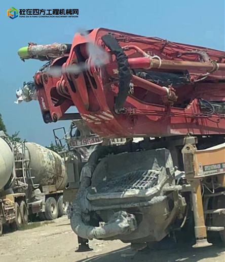 https://images.tongzsf.com/tong/truck_machine/20230418/1643e50db5ad28.jpg