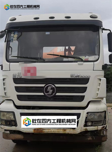 https://images.tongzsf.com/tong/truck_machine/20230418/1643e5b48461d2.jpg