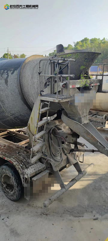 https://images.tongzsf.com/tong/truck_machine/20230418/1643e5e0743f07.jpg