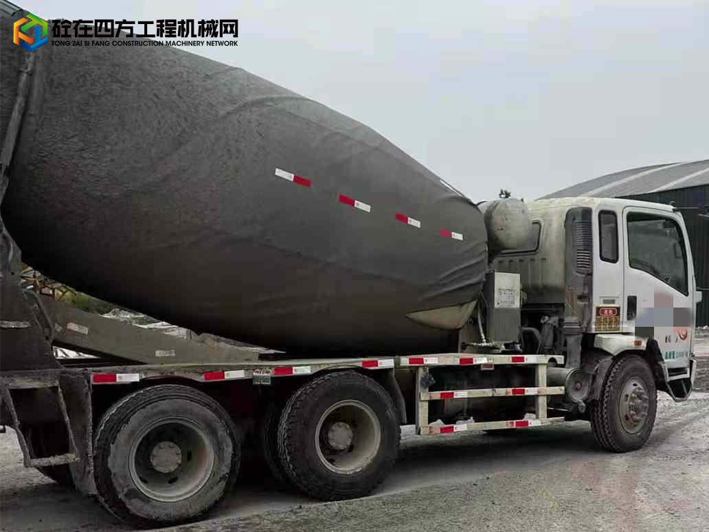 https://images.tongzsf.com/tong/truck_machine/20230419/1643f8be97af28.jpg