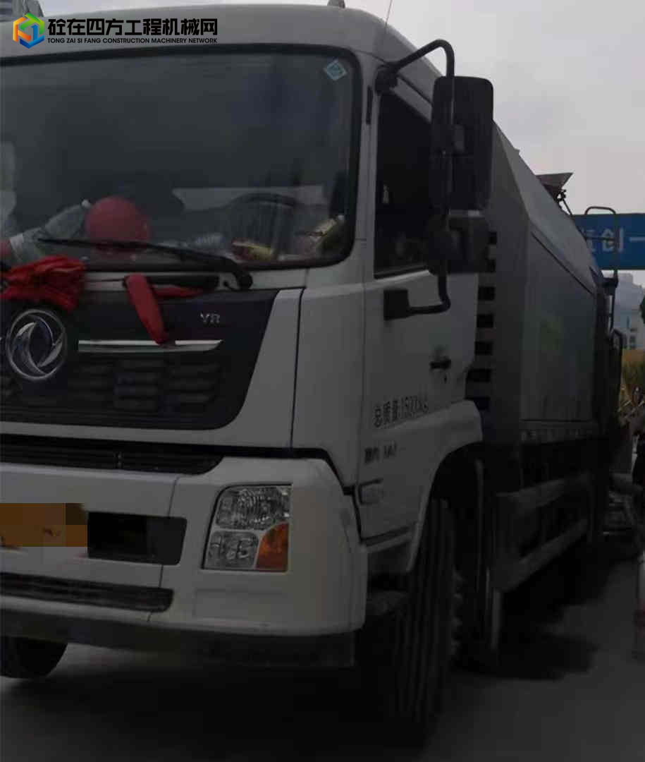 https://images.tongzsf.com/tong/truck_machine/20230421/16441ff663e3ff.jpg