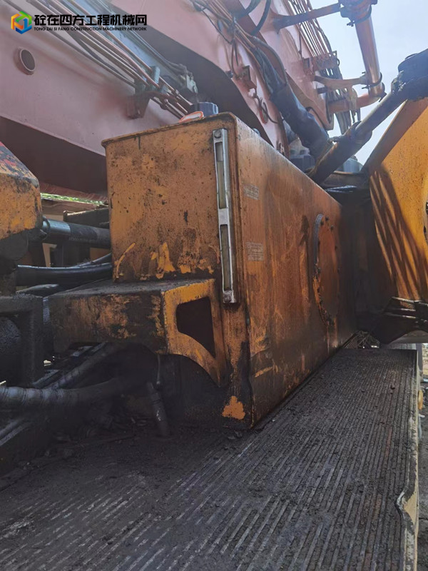 https://images.tongzsf.com/tong/truck_machine/20230423/164449171d1c70.jpg