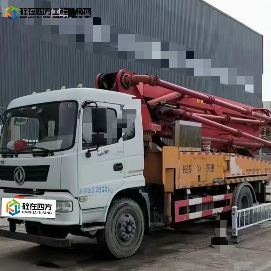 https://images.tongzsf.com/tong/truck_machine/20230423/16444a91185cc8.jpg
