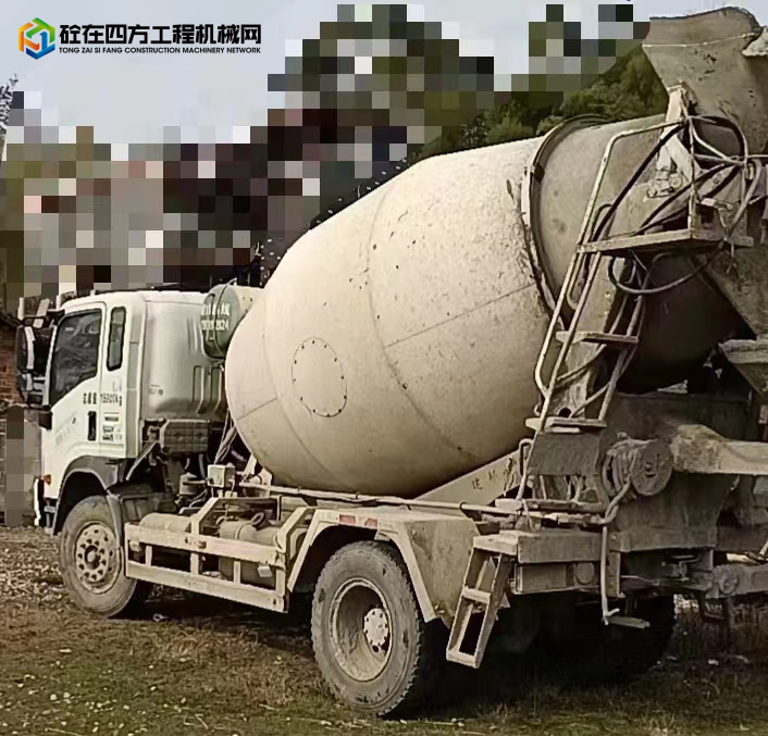 https://images.tongzsf.com/tong/truck_machine/20230424/16445f0a6b8b1c.jpg