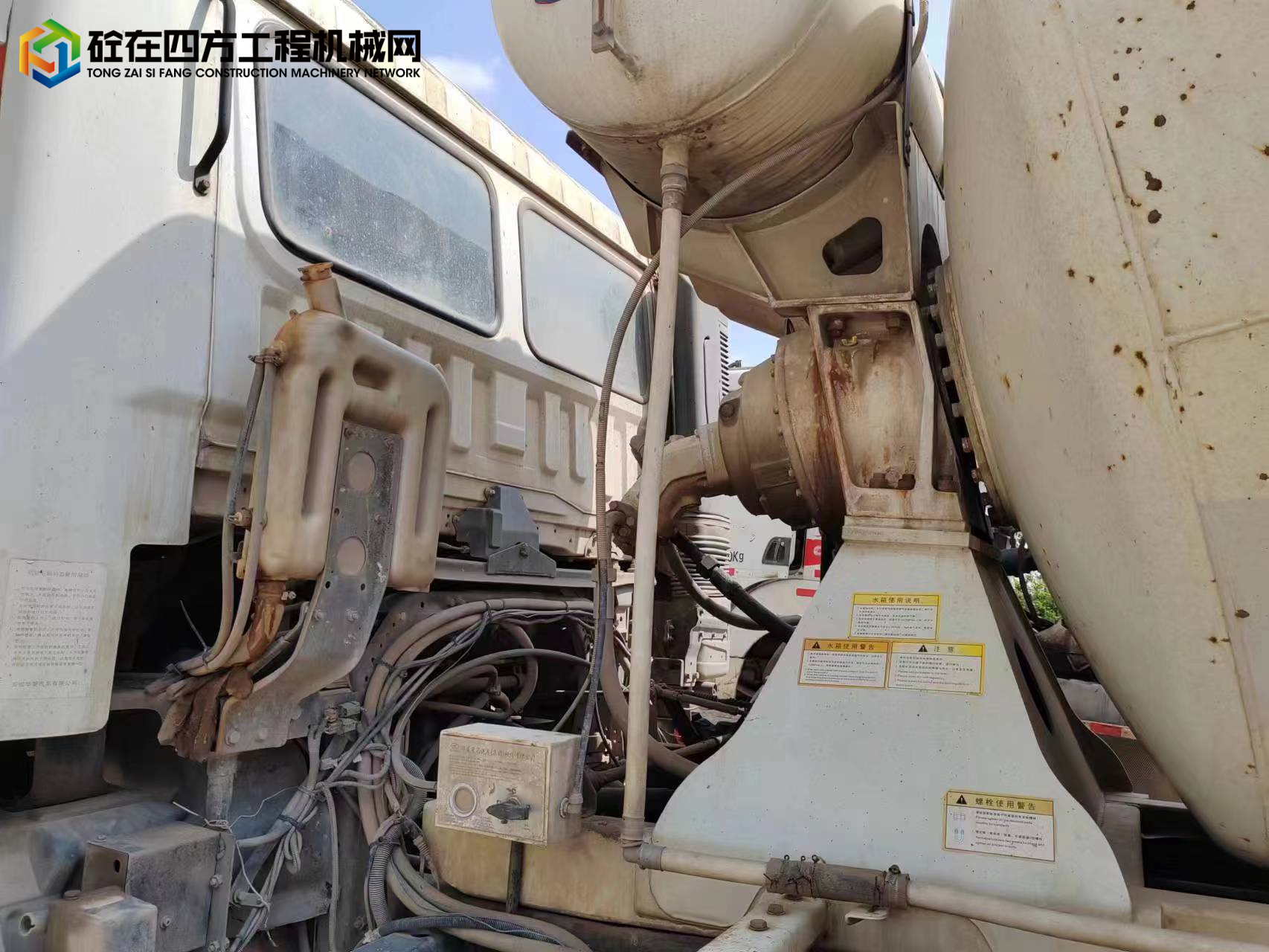 https://images.tongzsf.com/tong/truck_machine/20230424/164463bde6fa44.jpg