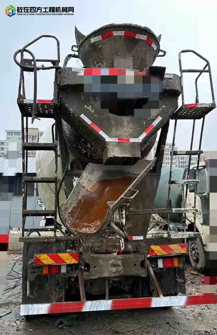 https://images.tongzsf.com/tong/truck_machine/20230425/164478b9dc12dd.jpg
