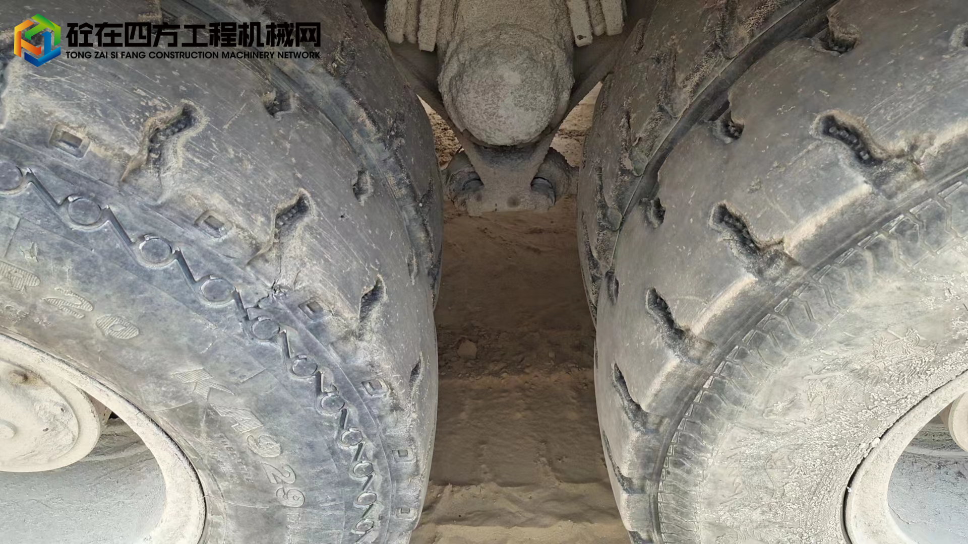 https://images.tongzsf.com/tong/truck_machine/20230427/1644a1e54b9eeb.jpg