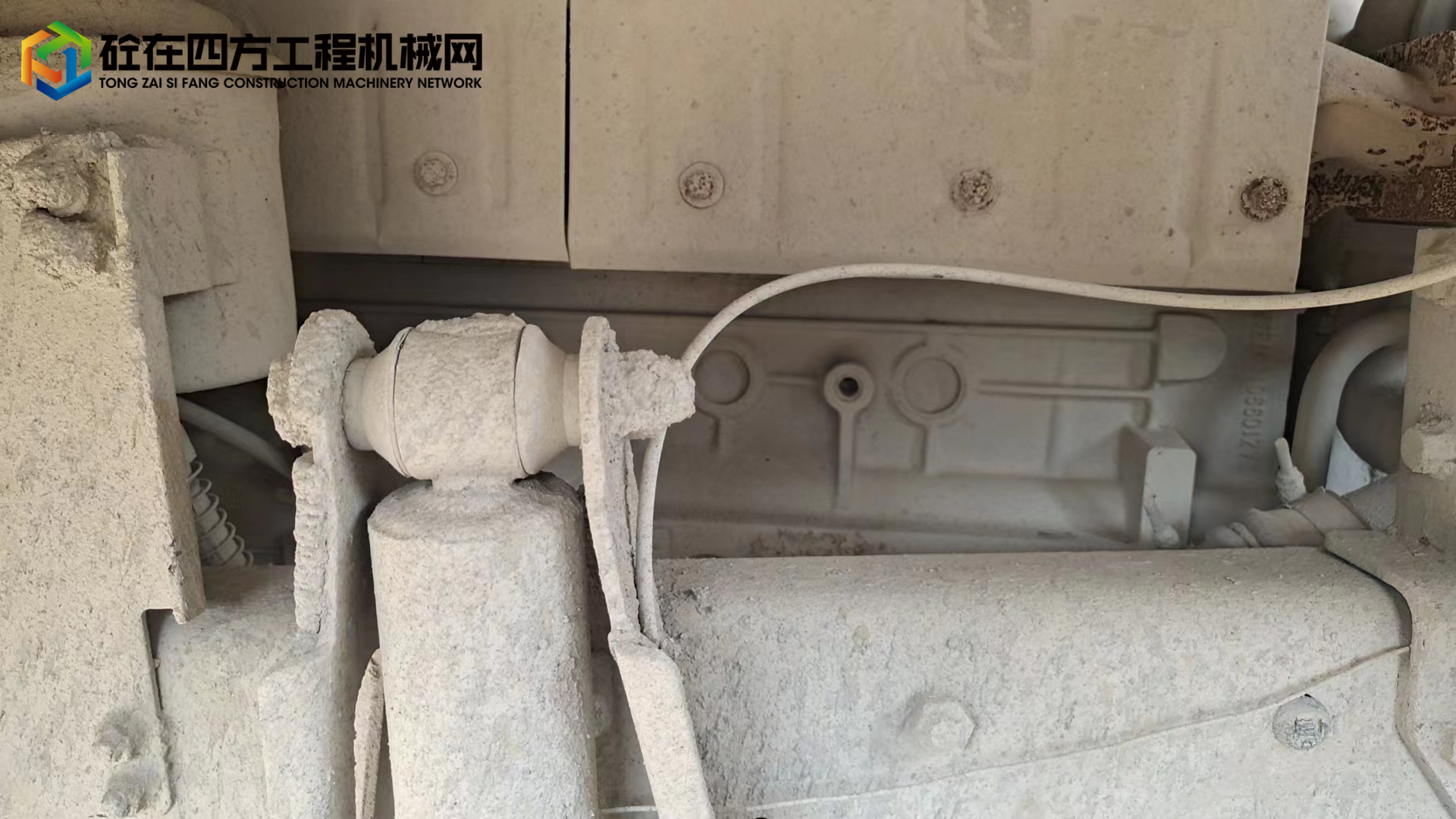 https://images.tongzsf.com/tong/truck_machine/20230427/1644a1e72d0f6c.jpg