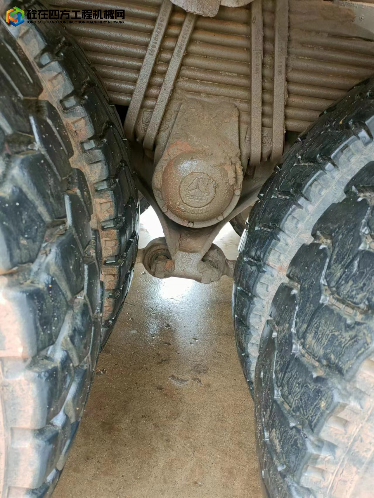 https://images.tongzsf.com/tong/truck_machine/20230428/1644b40ed0902b.jpg