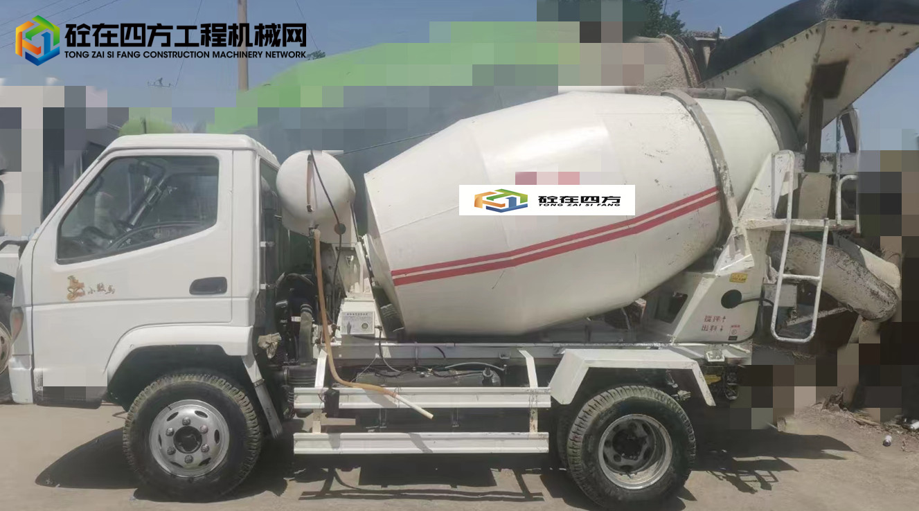 https://images.tongzsf.com/tong/truck_machine/20230504/1645314a94ea37.jpg