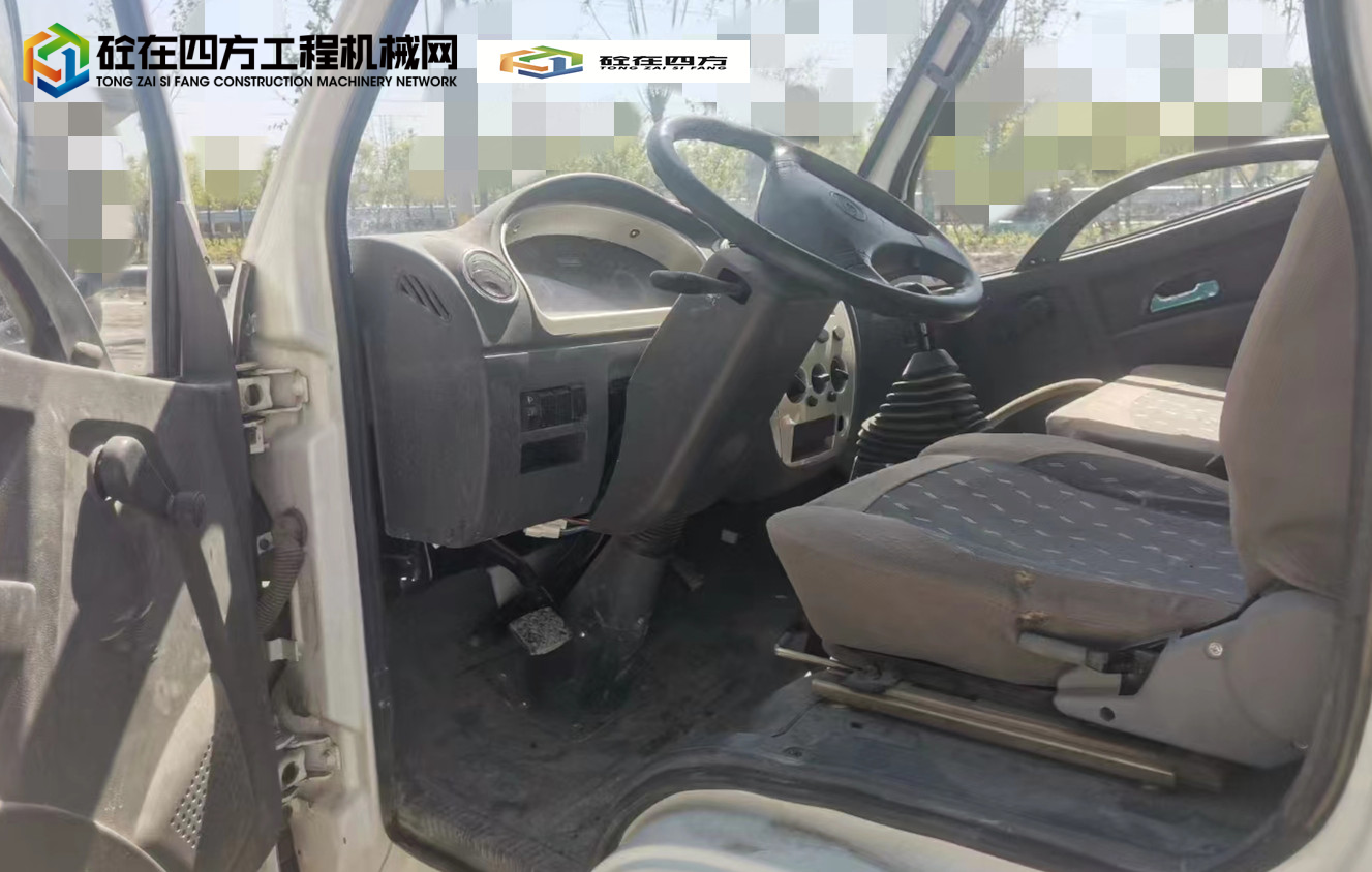 https://images.tongzsf.com/tong/truck_machine/20230504/1645314af472a8.jpg