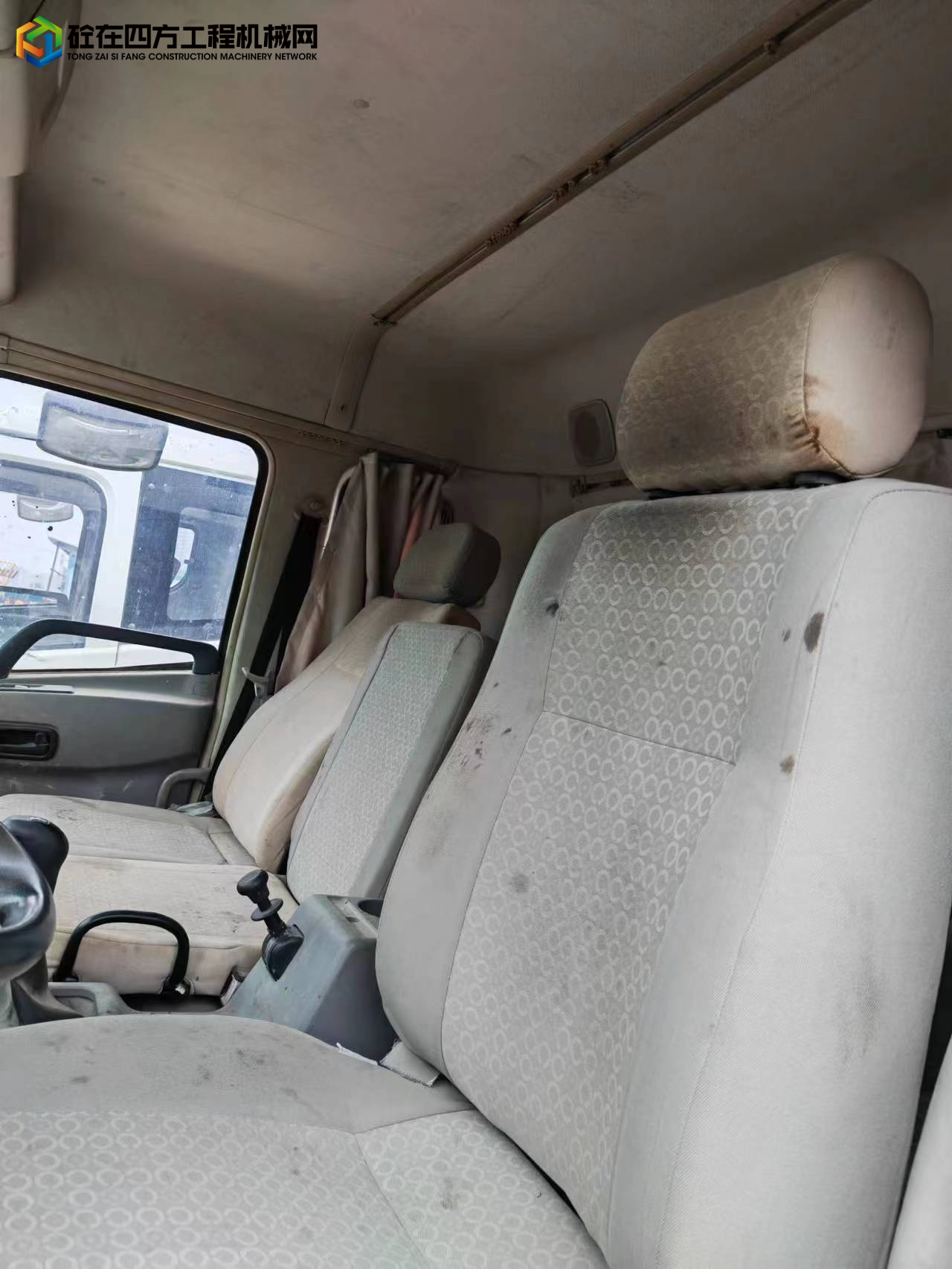 https://images.tongzsf.com/tong/truck_machine/20230504/16453727adf01a.jpg