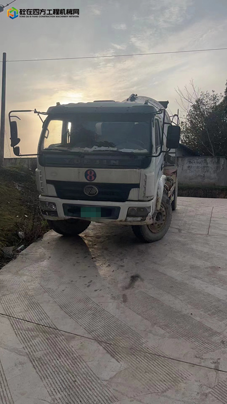 https://images.tongzsf.com/tong/truck_machine/20230505/1645477291c86d.jpg