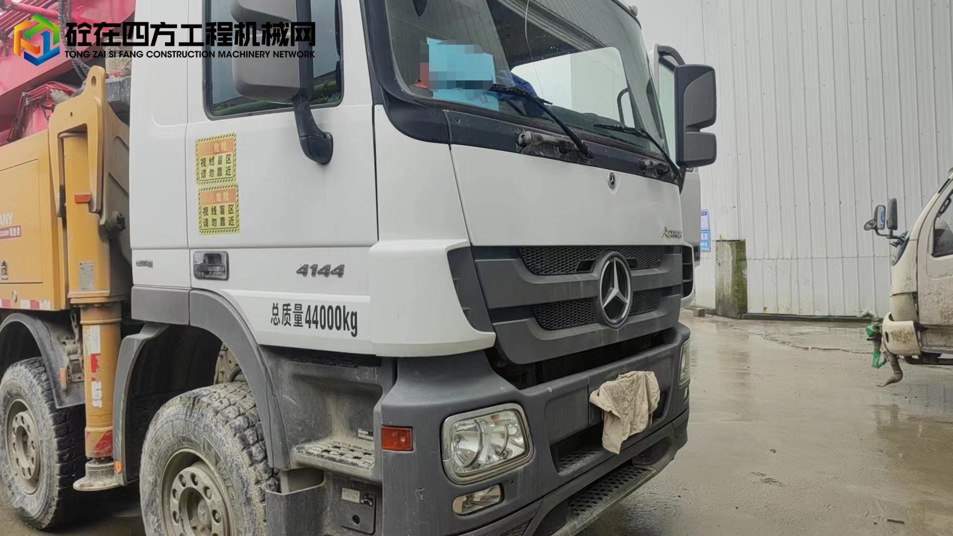 https://images.tongzsf.com/tong/truck_machine/20230505/16454c1eb9fb50.jpg